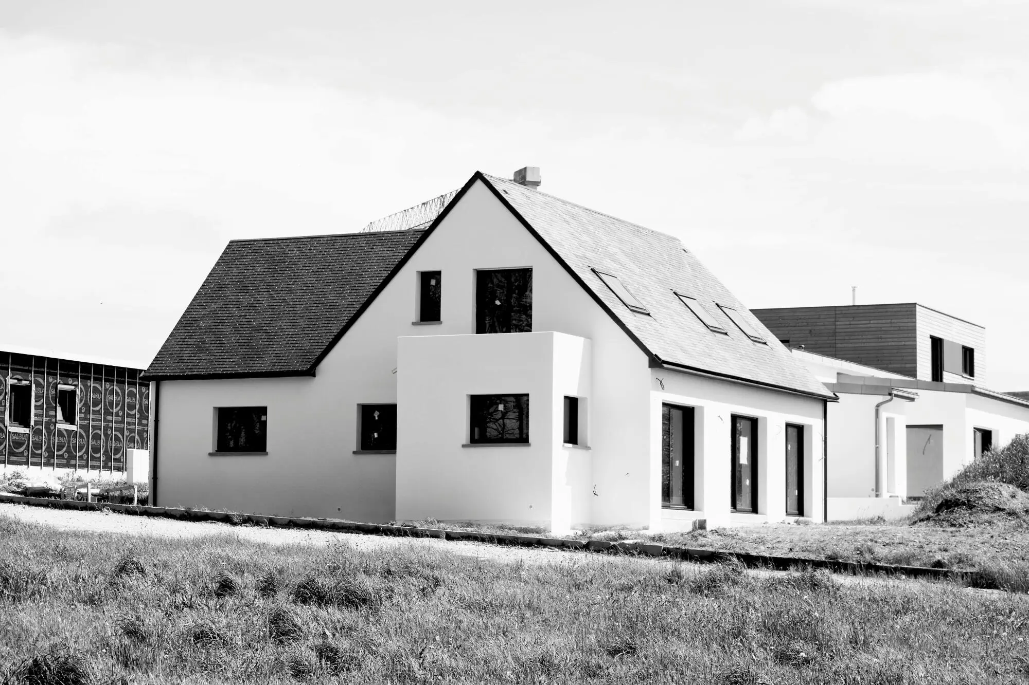 How Property Management Can Help You Protect Your Vernon Hills, IL Investment